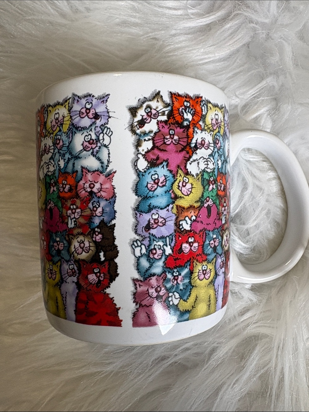 Vintage Carte Blanche Buddies multi-coloured cat print ceramic mug